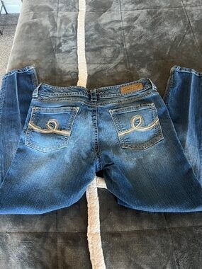 Seven7 Women's Dark Blue Bootcut Jeans with Embroidered Back Pockets